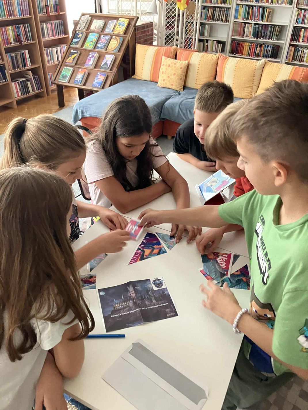konyvtarlatogatasok_20250930_004